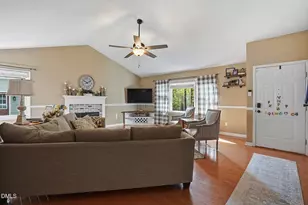430 Triple Crown Cir, Archer Lodge, NC 27527 - Photo 6