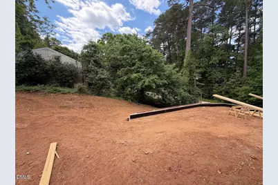 2123 Dunhill Drive, Raleigh, NC 27608 - Photo 10