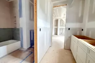 2123 Dunhill Dr, Raleigh, NC 27608 - Photo 52