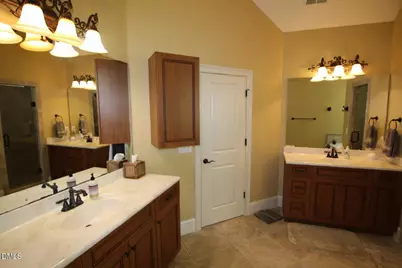 8104 Henderson Road, Apex, NC 27539 - Photo 30