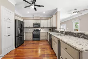 929 Old Baron Dr, Fuquay Varina, NC 27526 - Photo 6