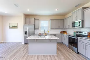 521 Campbell Rdg Pl, Wendell, NC 27591 - Photo 4