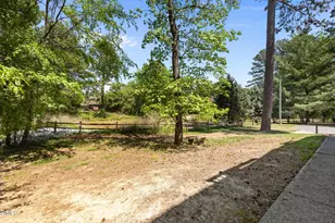 199 Summerwalk Cir, Chapel Hill, NC 27517 - Photo 36