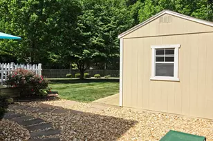 1709 Creekview Dr, Franklinton, NC 27525 - Photo 38