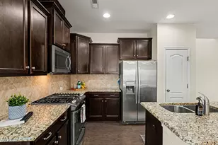 713 Harvest Point Dr, Fuquay Varina, NC 27526 - Photo 8