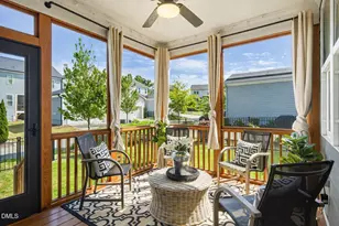 70 Bluffwood Ave, Chapel Hill, NC 27516 - Photo 4