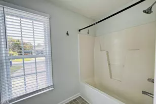 101 Thompson Dr, Selma, NC 27576 - Photo 12
