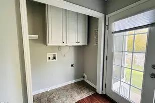 101 Thompson Dr, Selma, NC 27576 - Photo 10