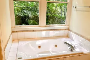 102 Presque Isle Ln, Chapel Hill, NC 27514 - Photo 34