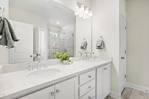 902 SW Maynard Rd, Cary, NC 27511 - Photo 12
