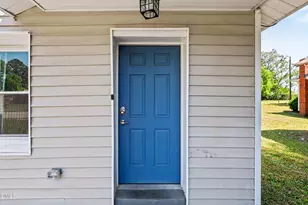 518 E Townsend St, Dunn, NC 28334 - Photo 4