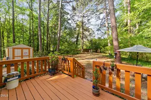 320 Bainbridge Cir, Garner, NC 27529 - Photo 18