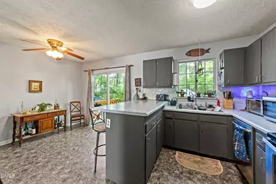 320 Bainbridge Circle, Garner, NC 27529 - Photo 8
