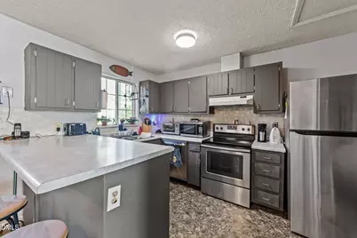 320 Bainbridge Circle, Garner, NC 27529 - Photo 6