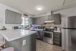 320 Bainbridge Cir, Garner, NC 27529 - Photo 6
