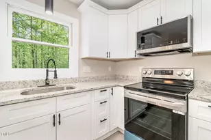 14 Creekstone Ct, Greensboro, NC 27407 - Photo 6