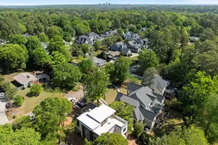 3431 Bradley Pl, Raleigh, NC 27607 - Photo 12