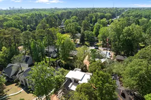 3431 Bradley Pl, Raleigh, NC 27607 - Photo 14