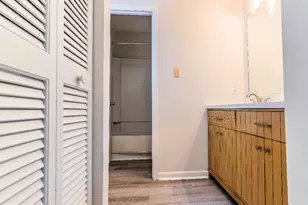 4100 Five Oaks Dr, Durham, NC 27707 - Photo 16