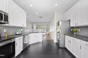120 Point Comfort Ln, Cary, NC 27519 - Photo 12