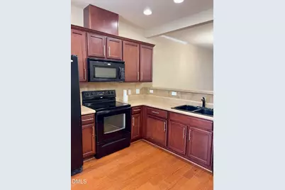 210 Linden Park Lane, Cary, NC 27519 - Photo 2
