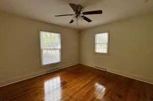 306 E 1st St, Kenly, NC 27542 - Photo 6