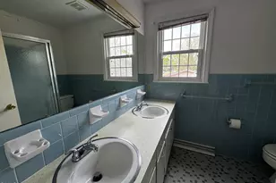 306 E 1st St, Kenly, NC 27542 - Photo 18