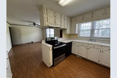 306 E 1st Street, Kenly, NC 27542 - Photo 4