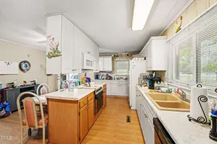 1411 Seabrook School Rd, Fayetteville, NC 28312 - Photo 12