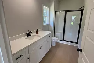 3705 Huntcliff Dr, La Grange, NC 28551 - Photo 10