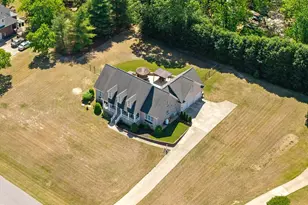 124 Highland Dr, Angier, NC 27501 - Photo 2