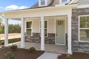 825 Diana Victoria Ct, Wendell, NC 27591 - Photo 2
