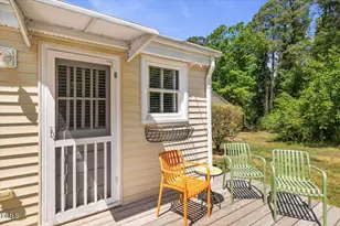 2204 Brewer St, Raleigh, NC 27608 - Photo 18