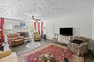 679 Mintz Rd, Roseboro, NC 28382 - Photo 6