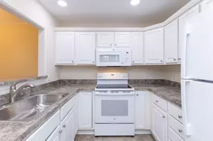 1211 Westview Ln, Raleigh, NC 27605 - Photo 14