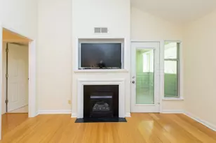 1211 Westview Ln, Raleigh, NC 27605 - Photo 8