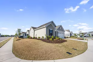 1721 Pinecliff Ct, Fuquay Varina, NC 27526 - Photo 4