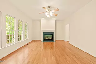 2929 Sunnystone Way, Raleigh, NC 27613 - Photo 12