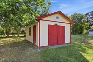 1166 E New Hope Rd, Goldsboro, NC 27534 - Photo 20