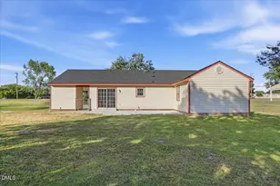 1166 E New Hope Rd, Goldsboro, NC 27534 - Photo 18