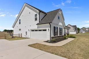 289 Rocking Horse Ln, Raeford, NC 28376 - Photo 32