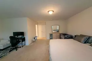 735 Lampwick Ln, Cary, NC 27513 - Photo 18