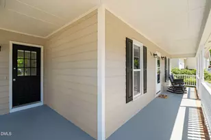 150 Brett Cir, Benson, NC 27504 - Photo 4
