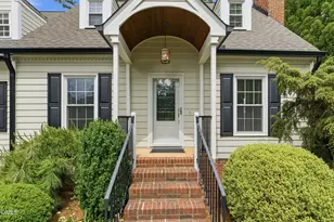 3218 Oak Grove Cir, Raleigh, NC 27607 - Photo 6