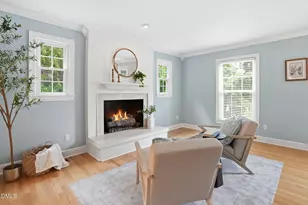 3218 Oak Grove Cir, Raleigh, NC 27607 - Photo 8