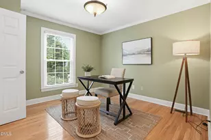 3218 Oak Grove Cir, Raleigh, NC 27607 - Photo 14
