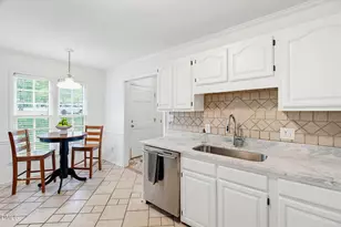 118 Greenmont Ln, Cary, NC 27511 - Photo 12