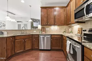 9129 Bunnwood Ln, Raleigh, NC 27617 - Photo 32