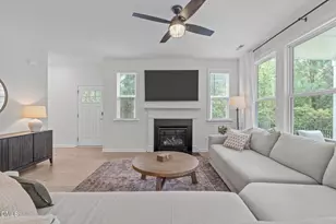 224 Vista Creek Pl, Cary, NC 27511 - Photo 6