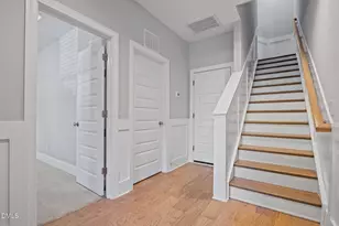 1605 Wooster St, Raleigh, NC 27607 - Photo 8